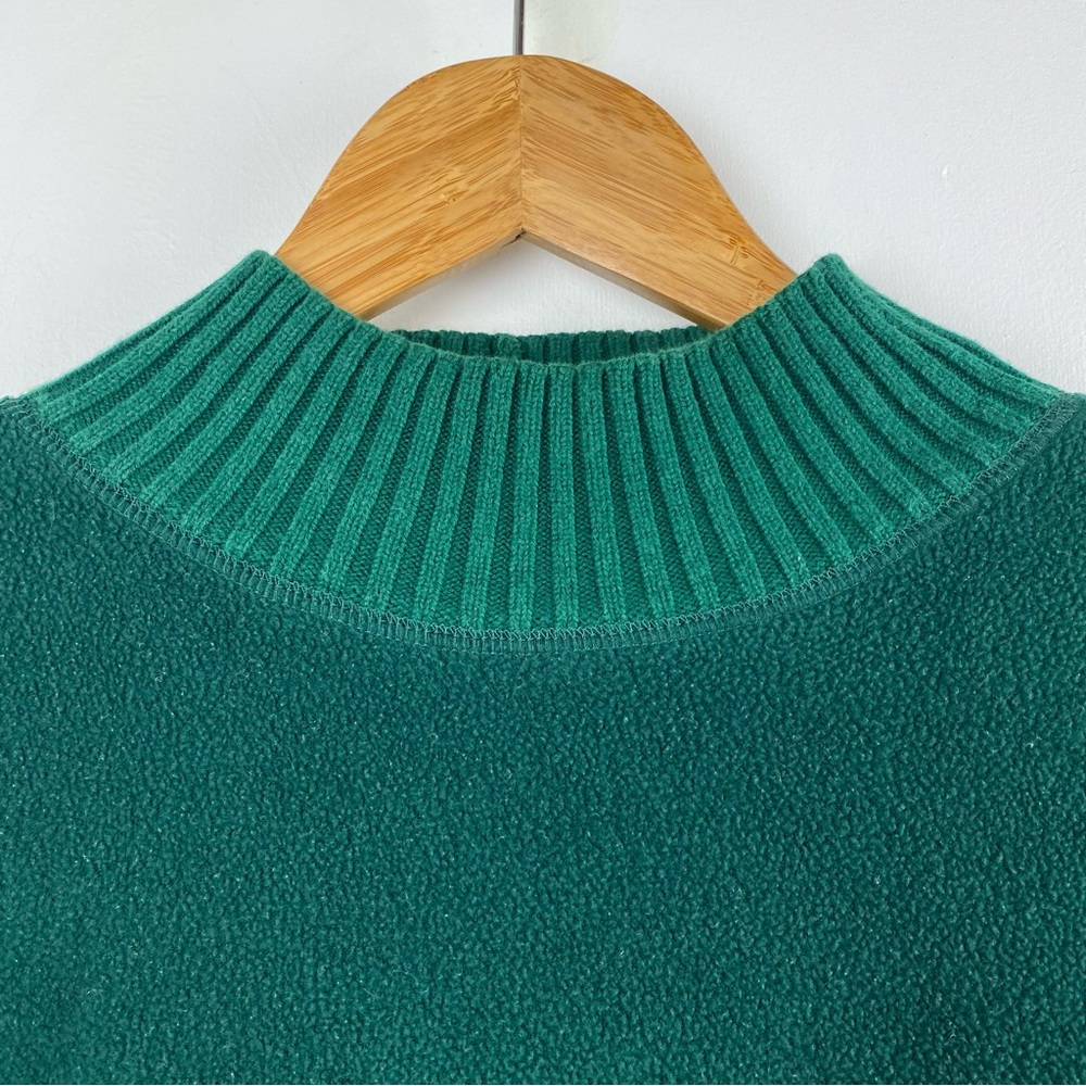 ❌SOLD❌Vintage Winnie the Pooh Fleece Sweater Christmas Sweatshirt XL - Picture 4 of 11